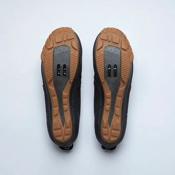 DISTANZA CARBON Cinder Black - UDOG - Garage Cycles