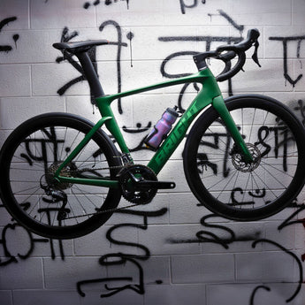 Road Bike Rental (Carbon Bike + Shimano 105 Shifting/Hydraulic Brakes) - brightBikes - Garage Cycles